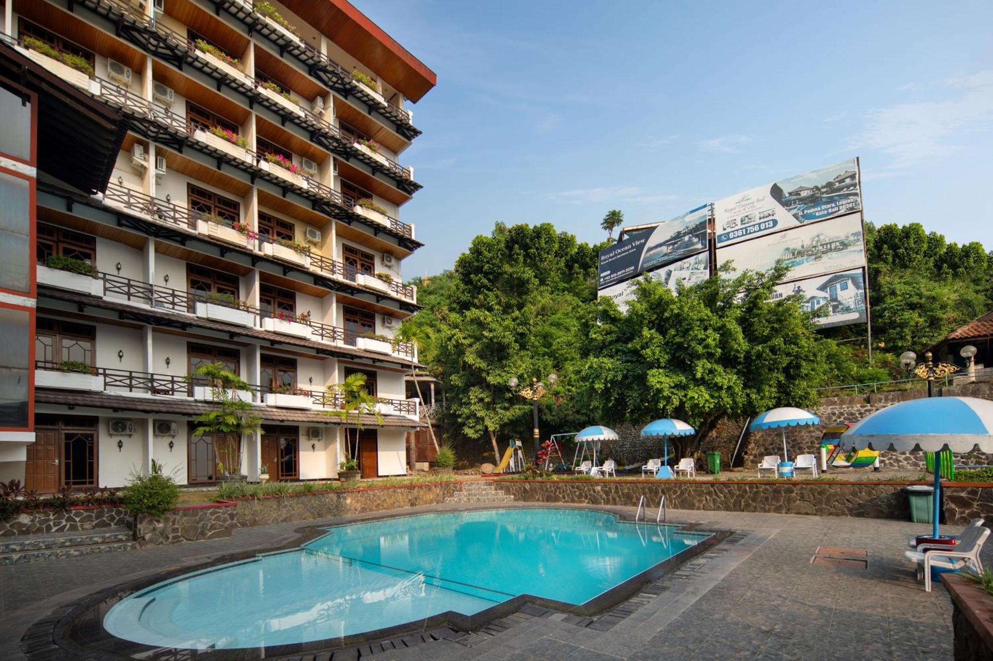 Royal Hotel And Convention Tretes Prigen Exterior foto