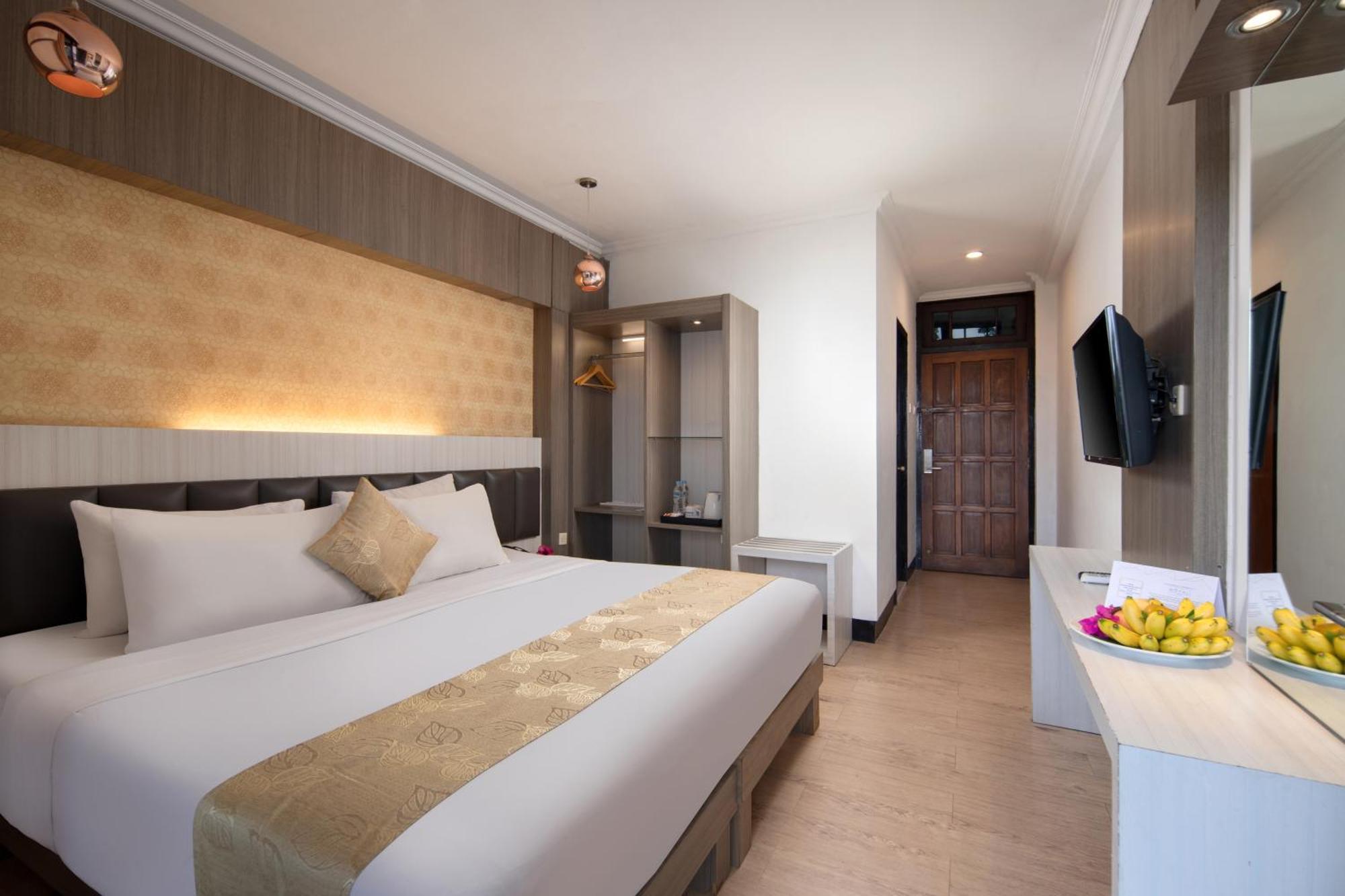 Royal Hotel And Convention Tretes Prigen Exterior foto